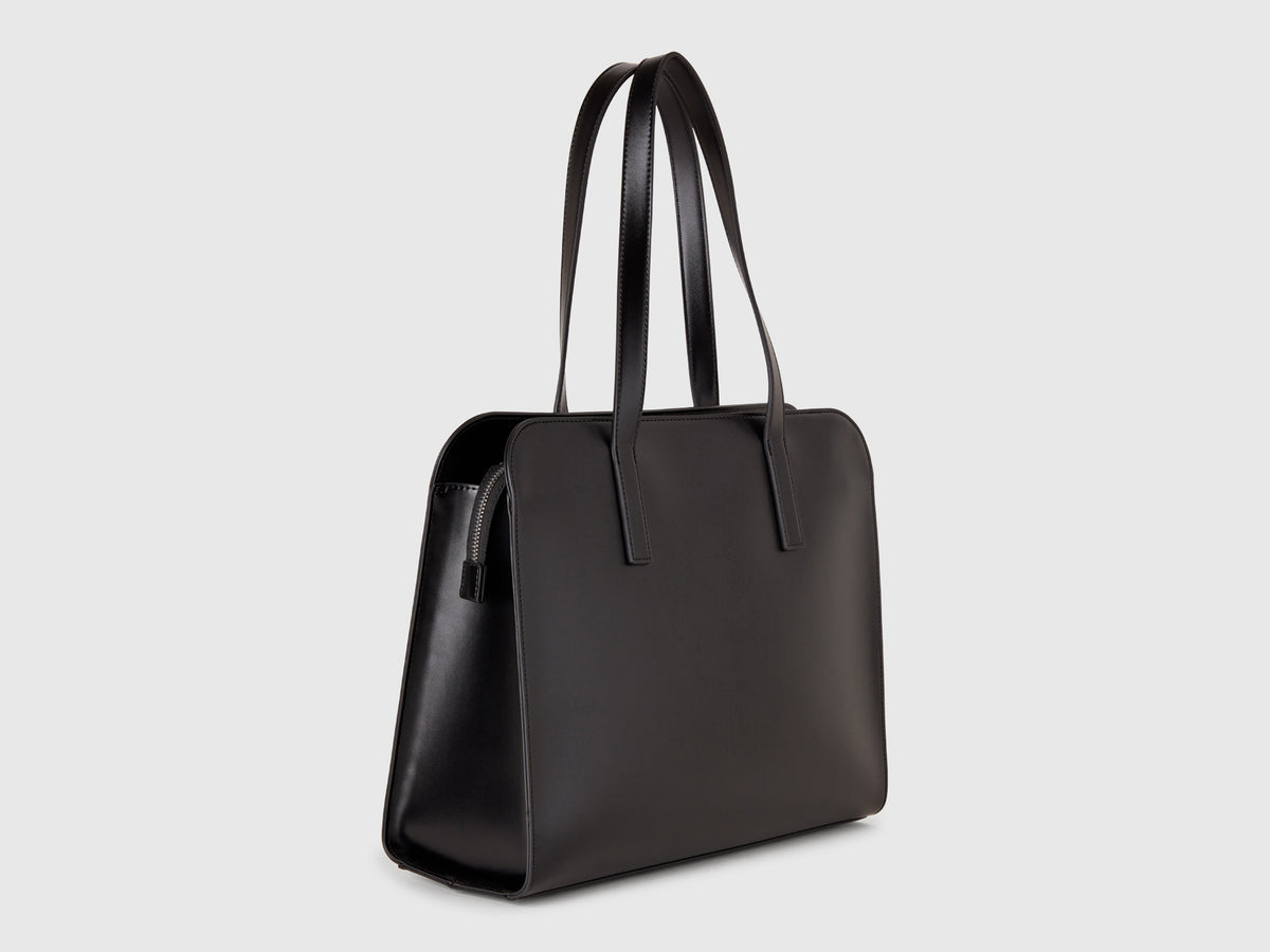 Shoulder bag with double handle