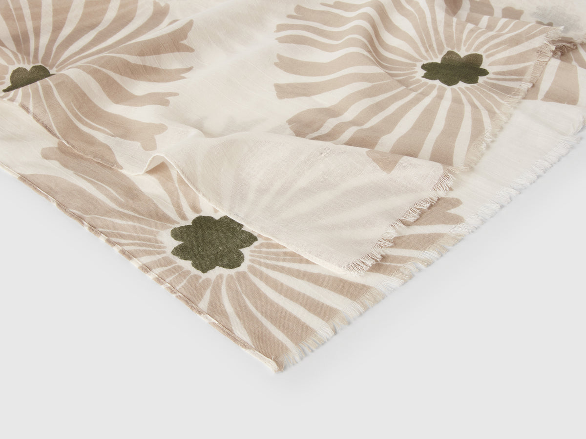 Patterned linen blend scarf