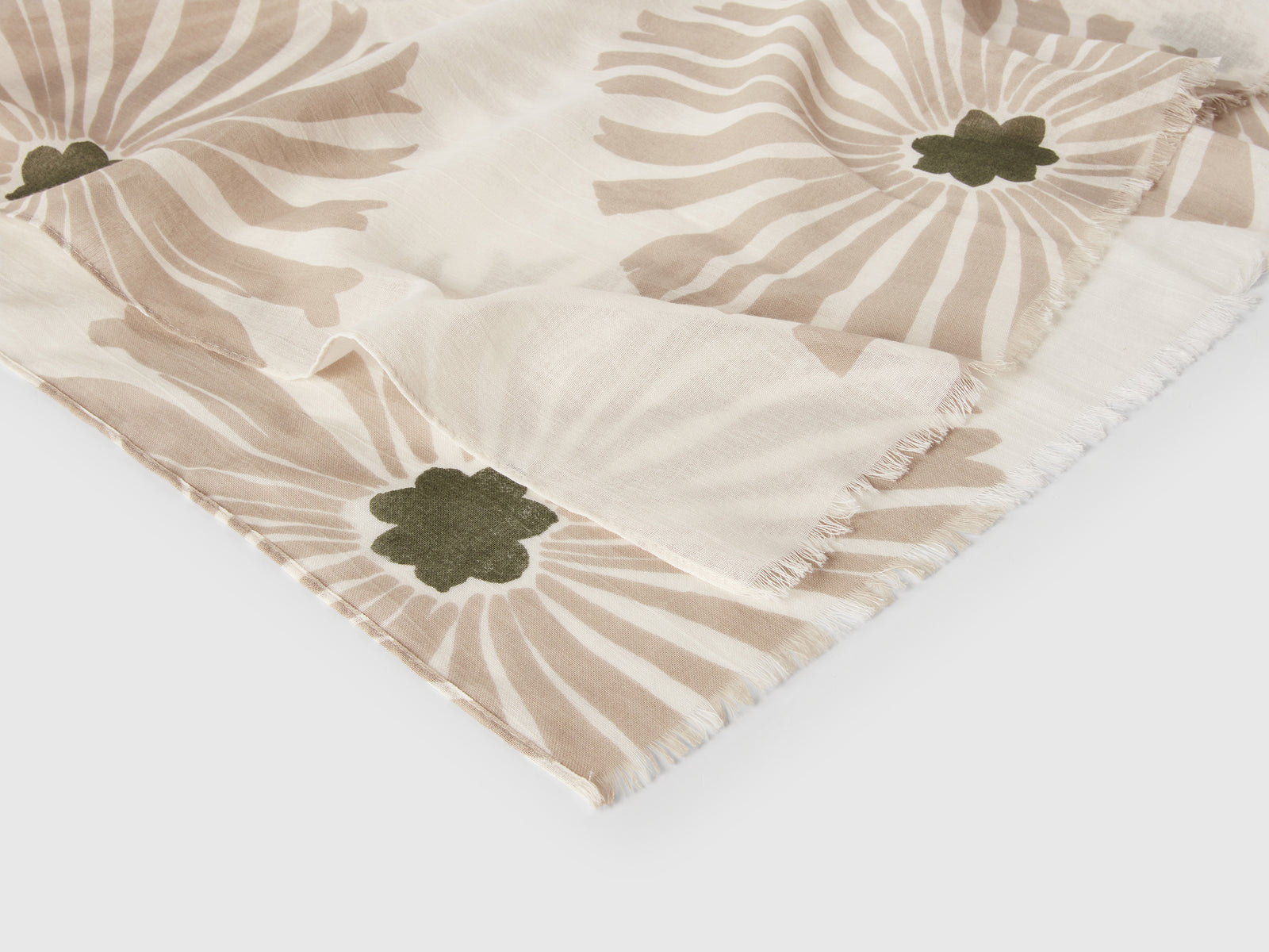 Patterned linen blend scarf da donna bianco panna 2 | Benetton Outlet