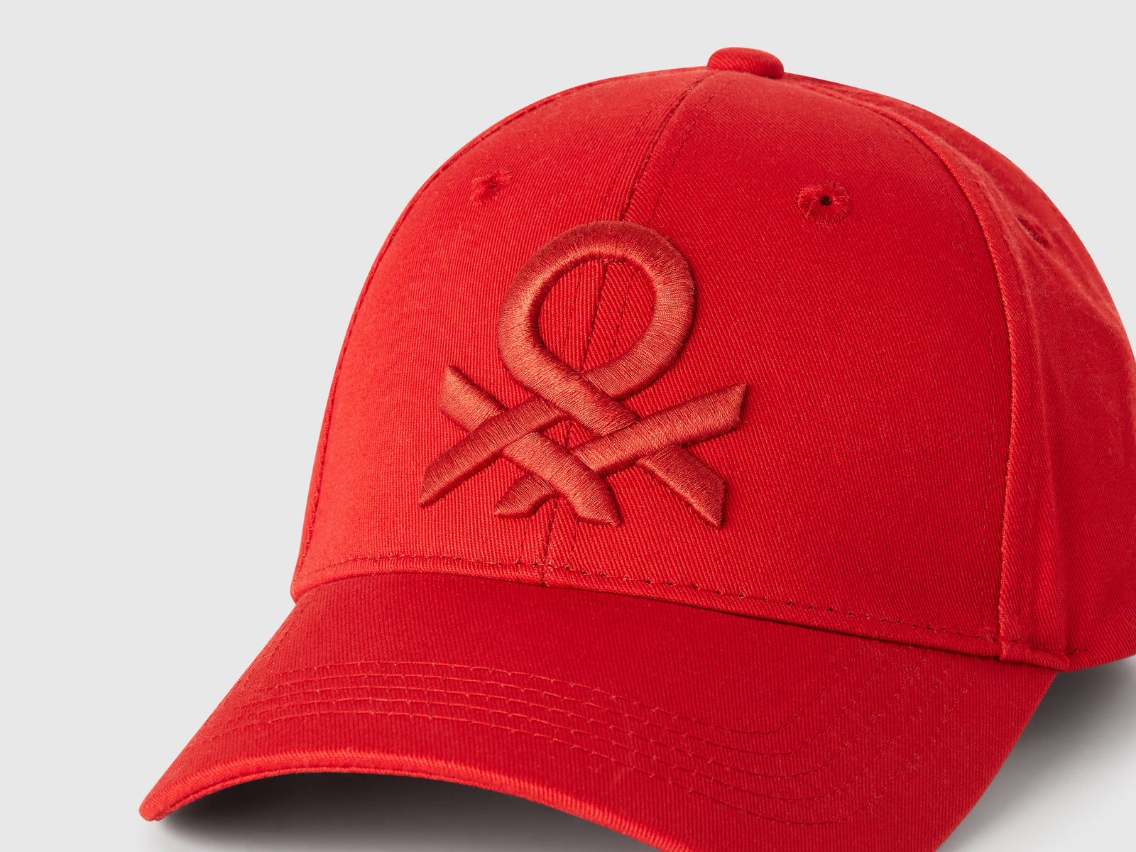 Cappello baseball con logo ricamato da uomo rosso 3 | Benetton Outlet