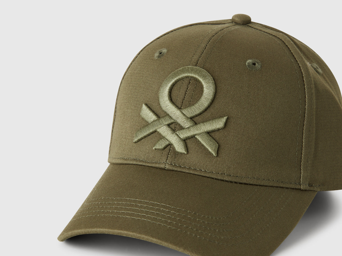 Cappello baseball con logo ricamato