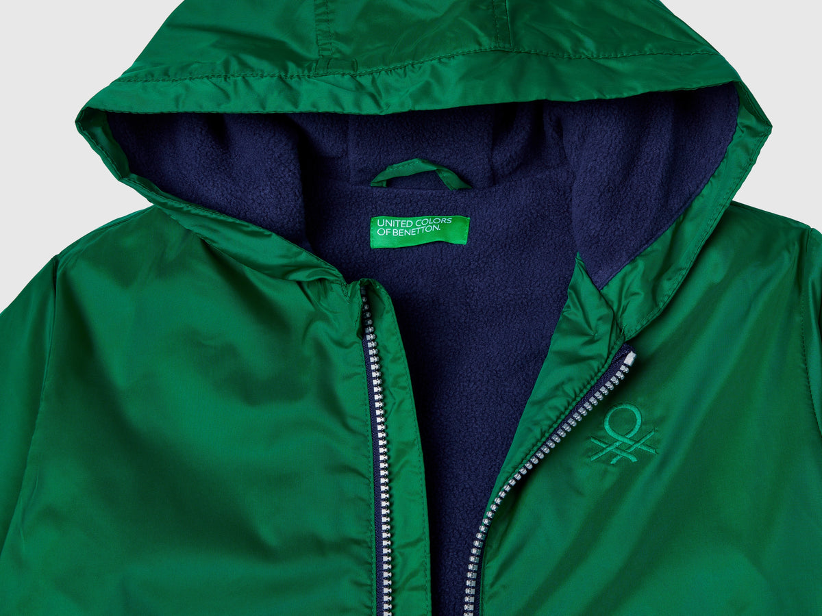 Giubbino in nylon con zip e cappuccio