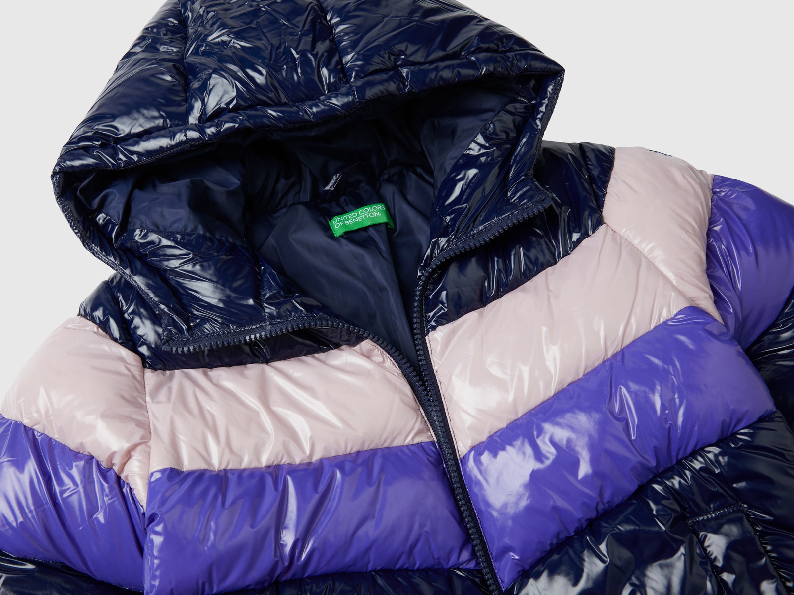 Chaqueta acolchada con bloques de color da bambina blu scuro 3 | Benetton Outlet