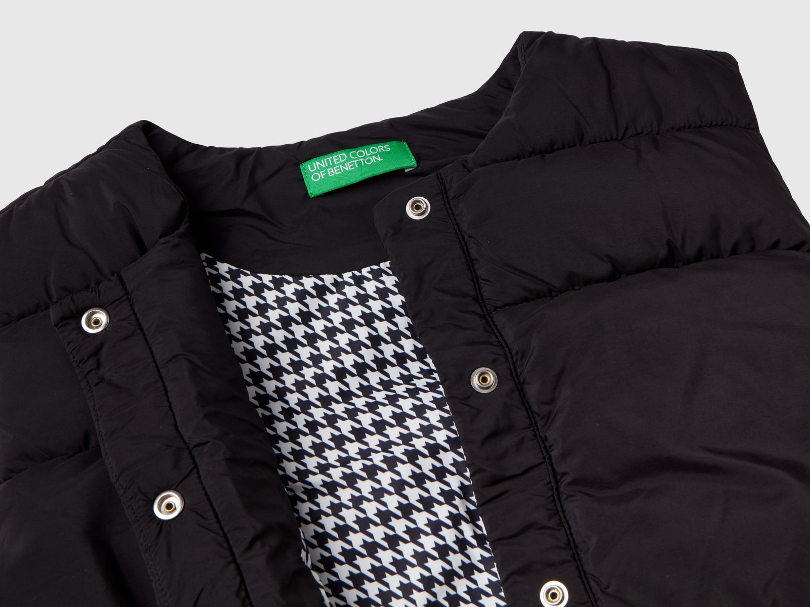 Chaleco acolchado de guata 3D da bambina nero 2 | Benetton Outlet