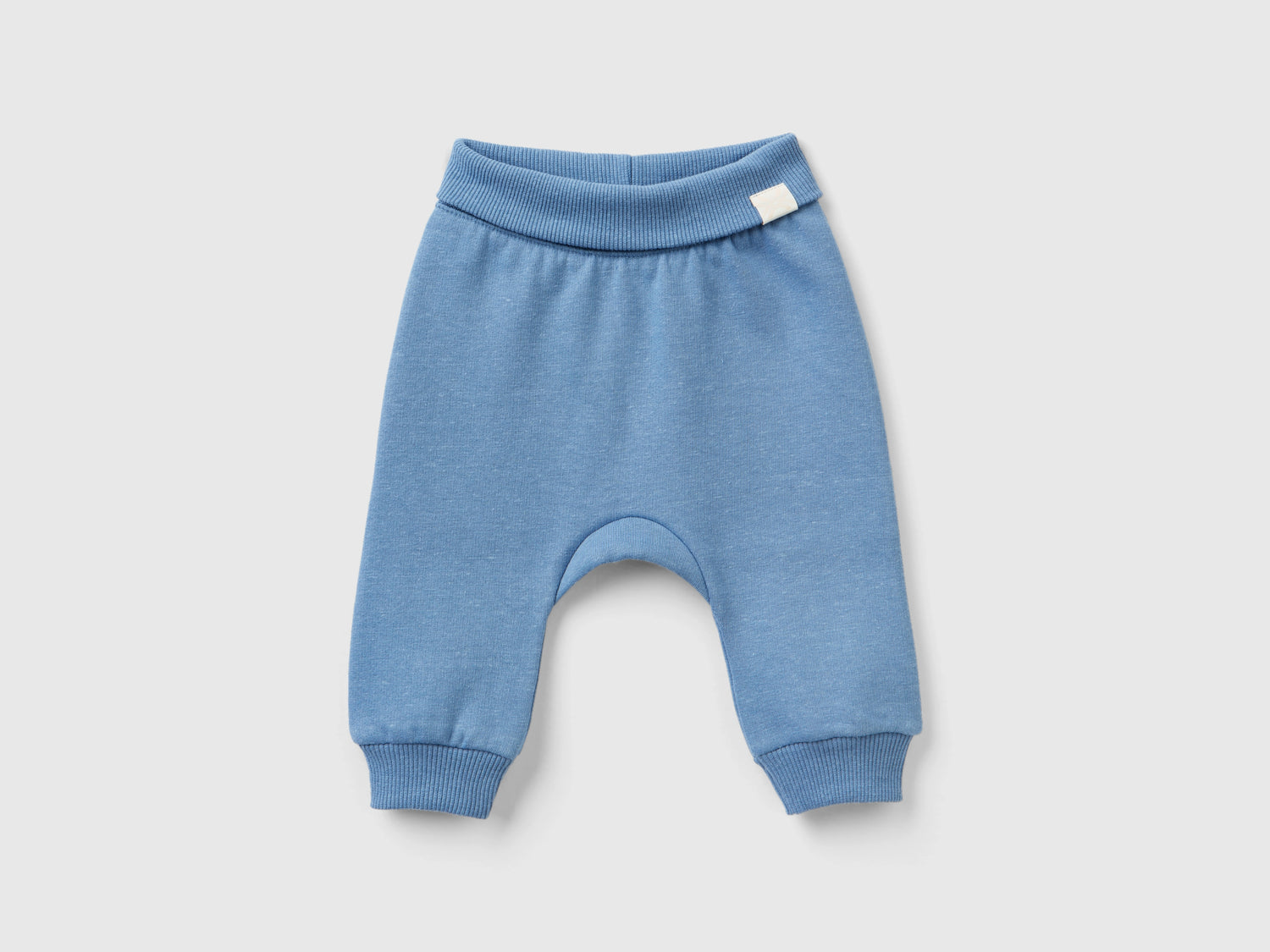 Joggers en tejido reciclado da neonato azzurro | Benetton Outlet