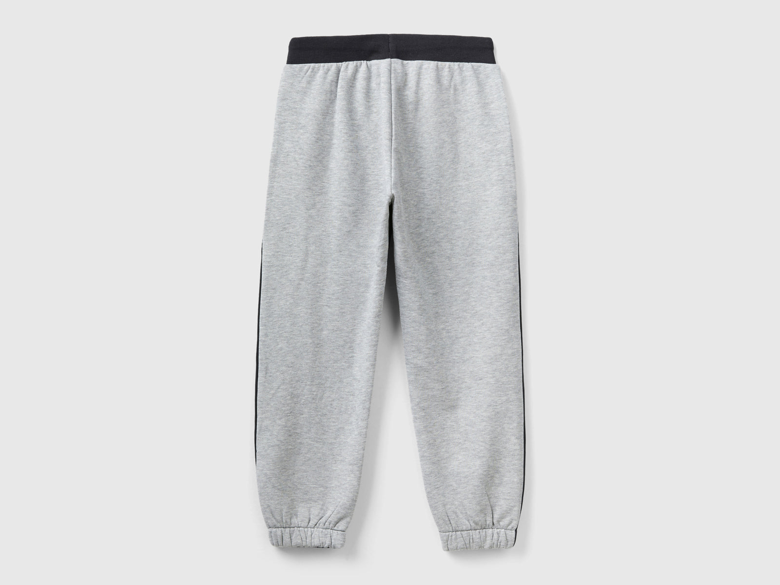 Joggers color block da bambina nero 2 | Benetton Outlet