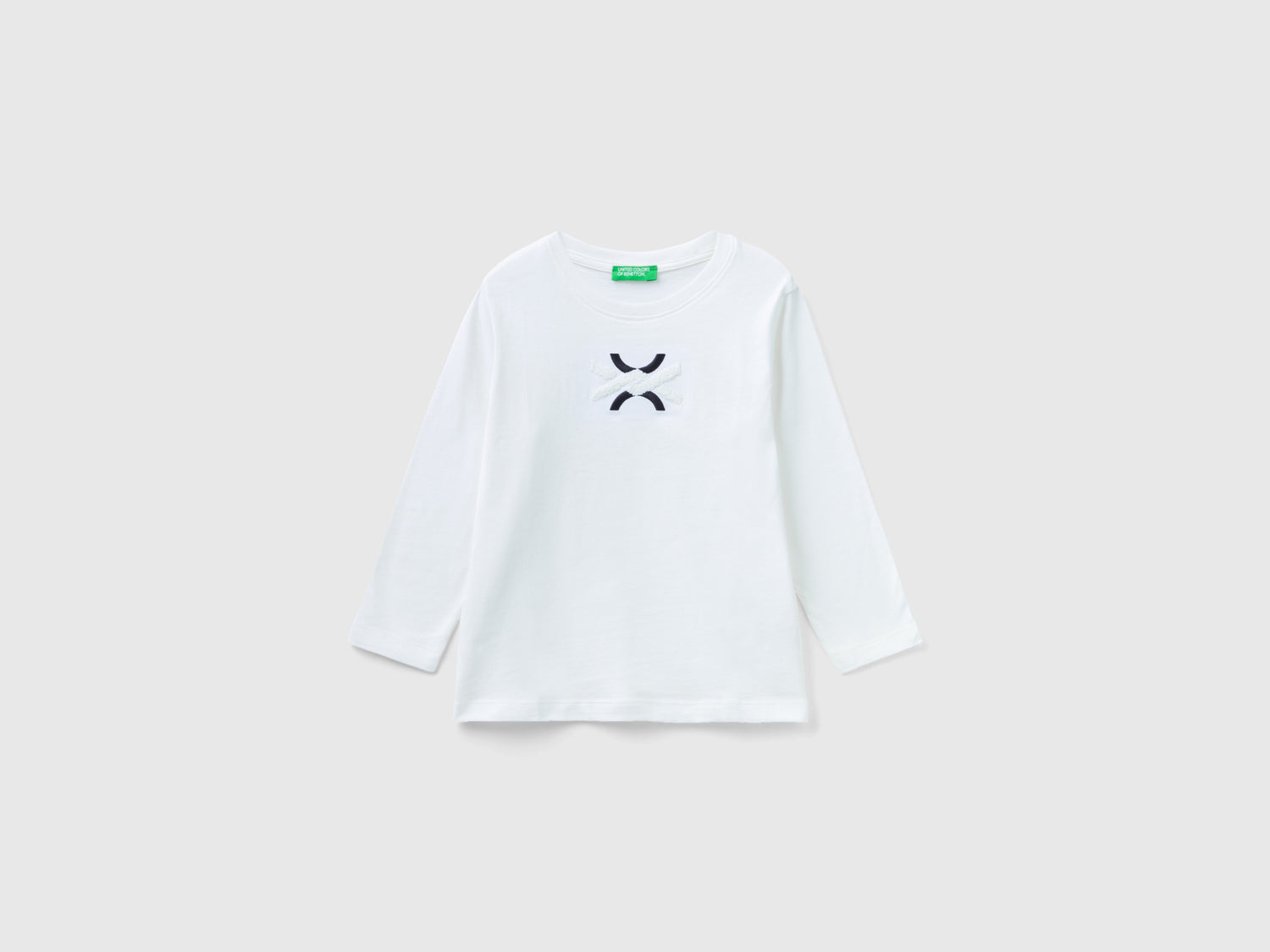 T-shirt con ricamo in spugna da bimbo bianco | Benetton Outlet