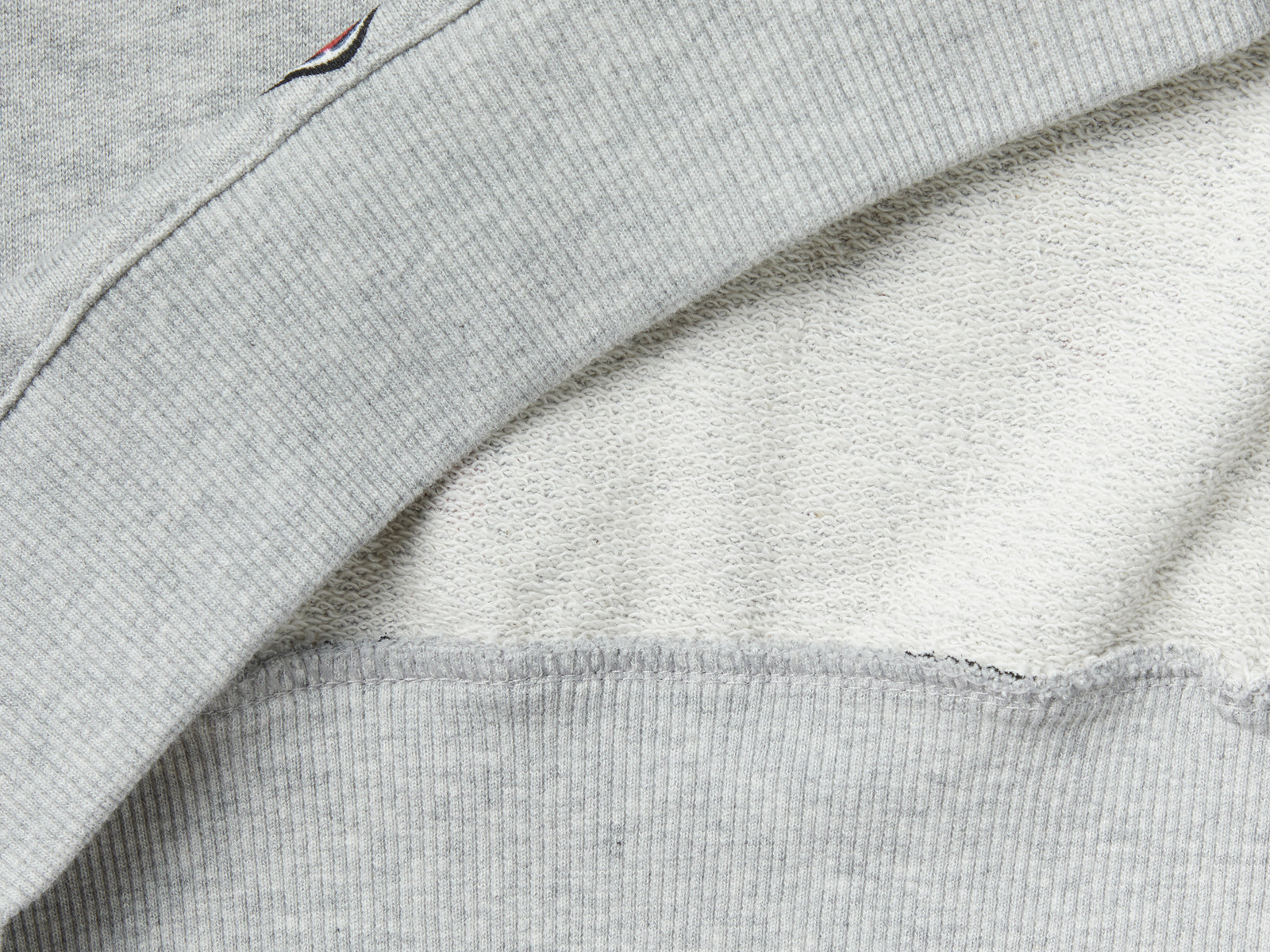 Felpa con stampa Disney da bambino grigio 2 | Benetton Outlet