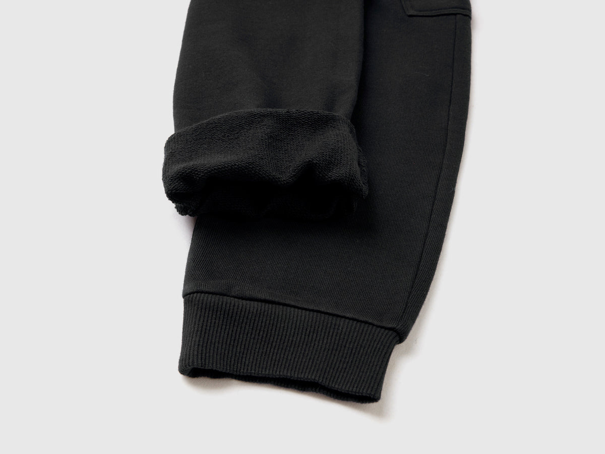 Pantaloni cargo in felpa