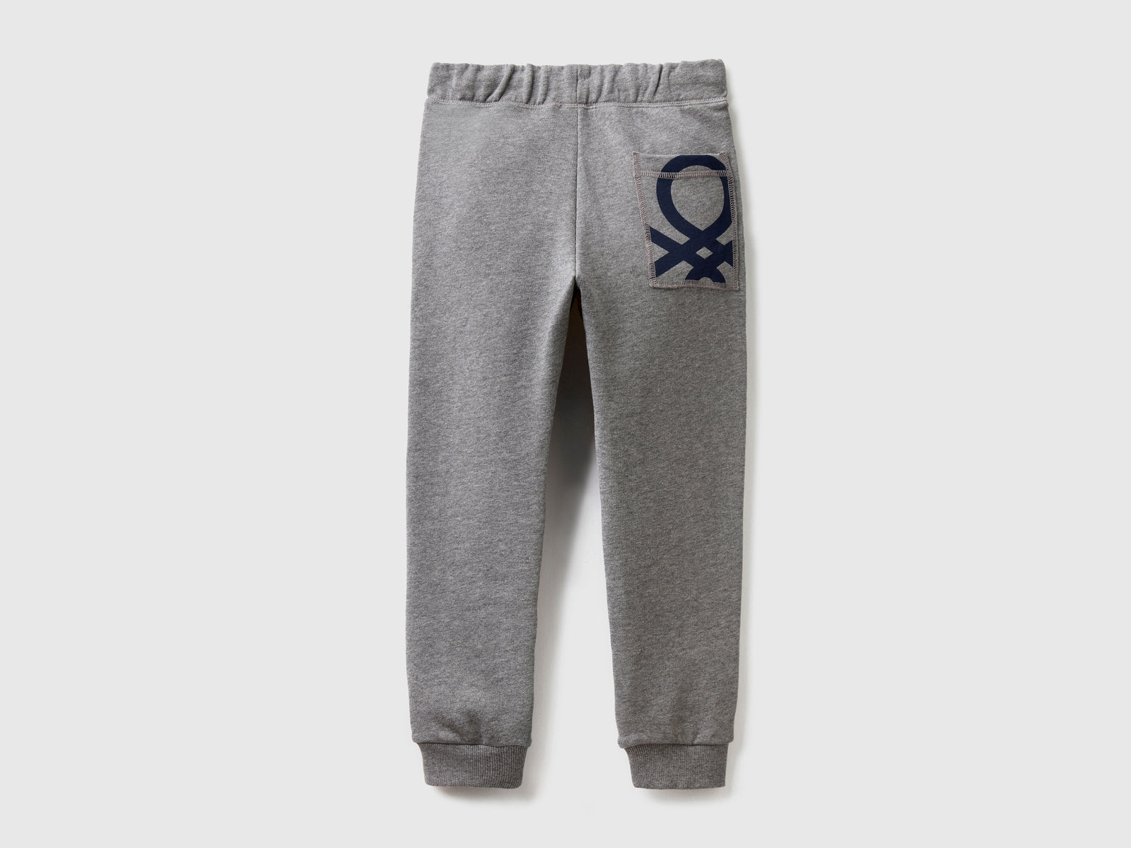 Pantaloni in felpa 100% cotone da bambino grigio scuro 2 | Benetton Outlet