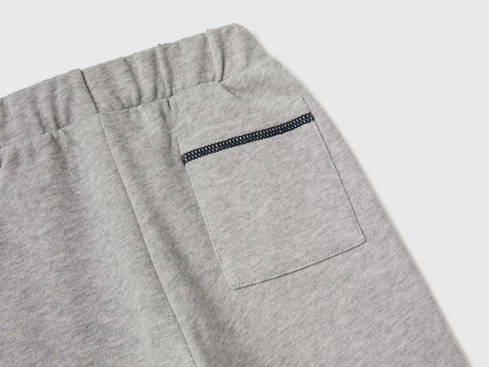 Tuta in felpa 100% cotone da bimbo grigio chiaro 3 | Benetton Outlet