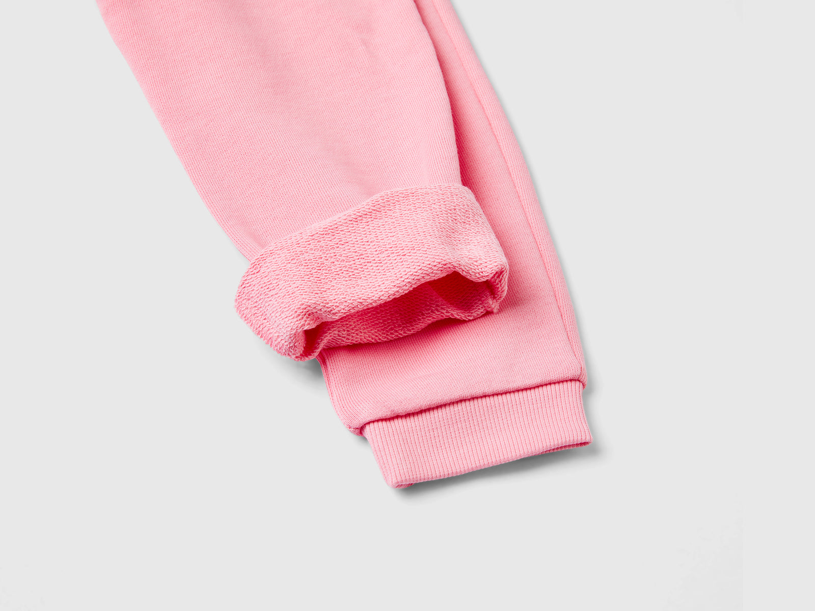 Pantaloni in felpa di cotone bio da bimba rosa 2 | Benetton Outlet