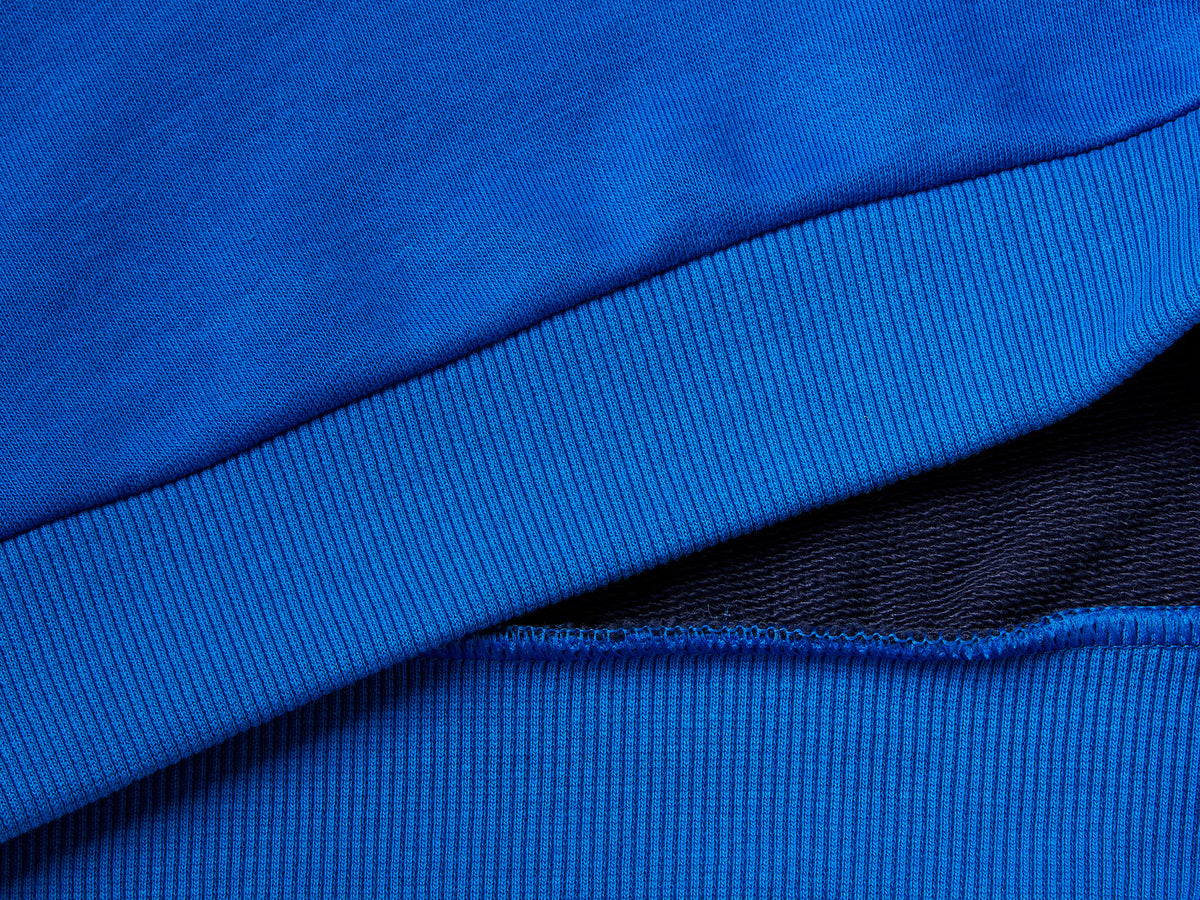 Felpa color block con stampa