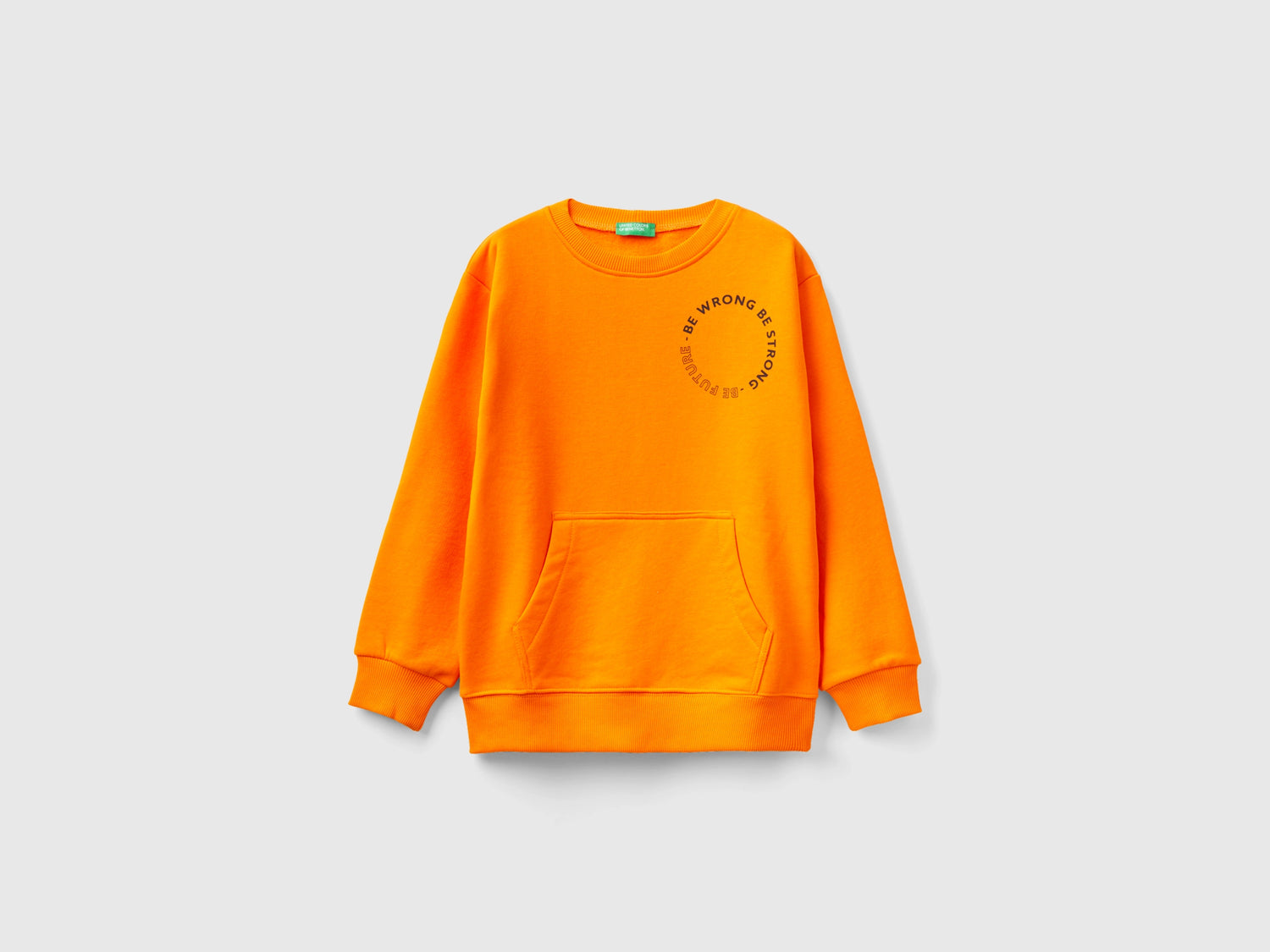 Calda felpa regular fit con stampa da bambino arancione | Benetton Outlet