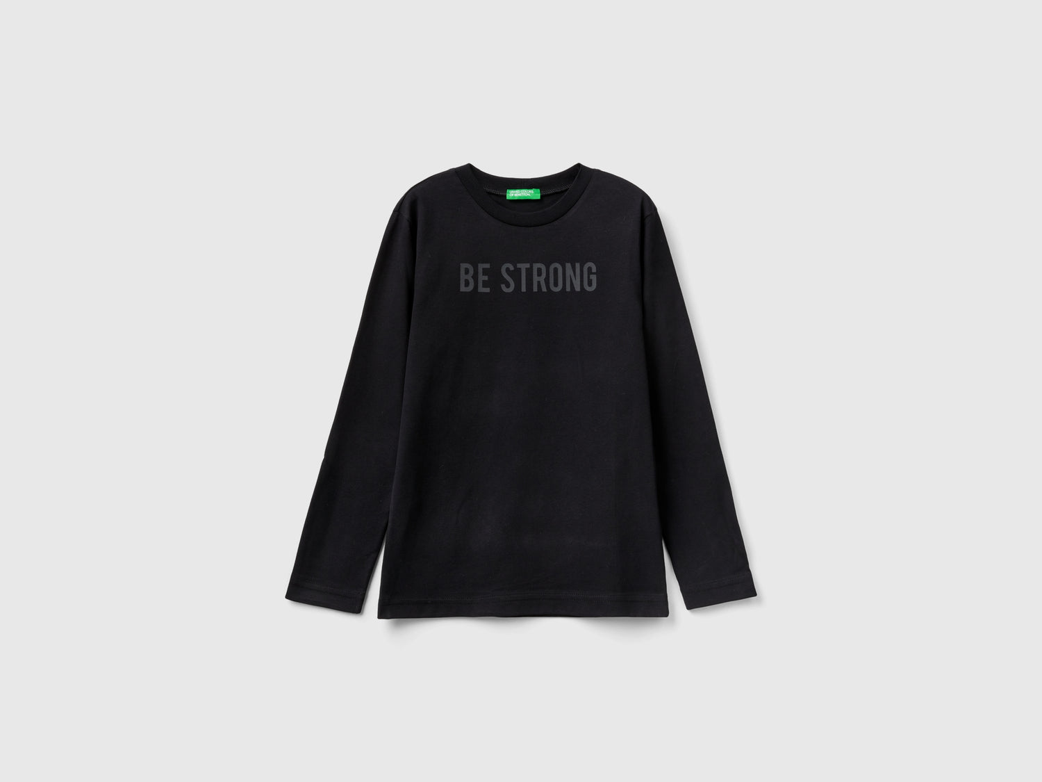 T-shirt manica lunga in caldo cotone da bambino nero | Benetton Outlet