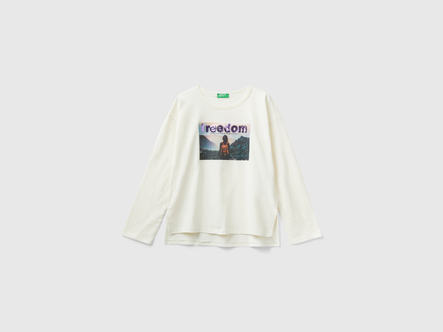 T-shirt con stampa fotografica da bambina bianco panna | Benetton Outlet