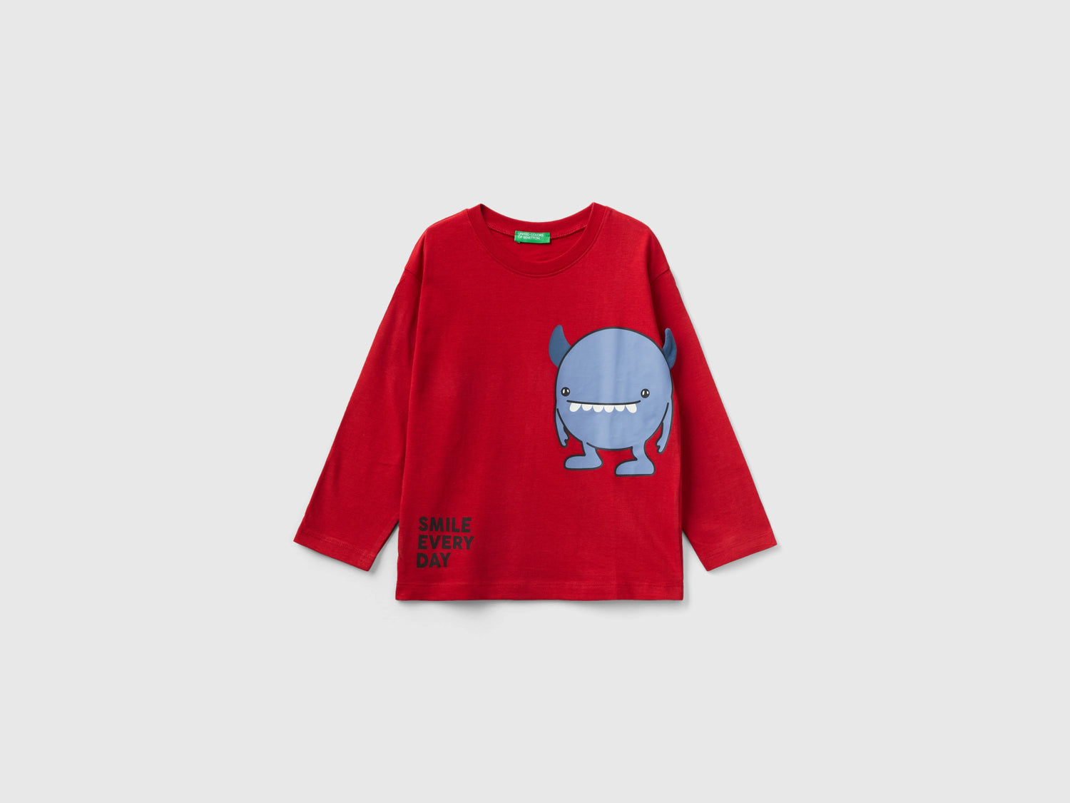 T-shirt con stampa e patch da bimbo rosso | Benetton Outlet