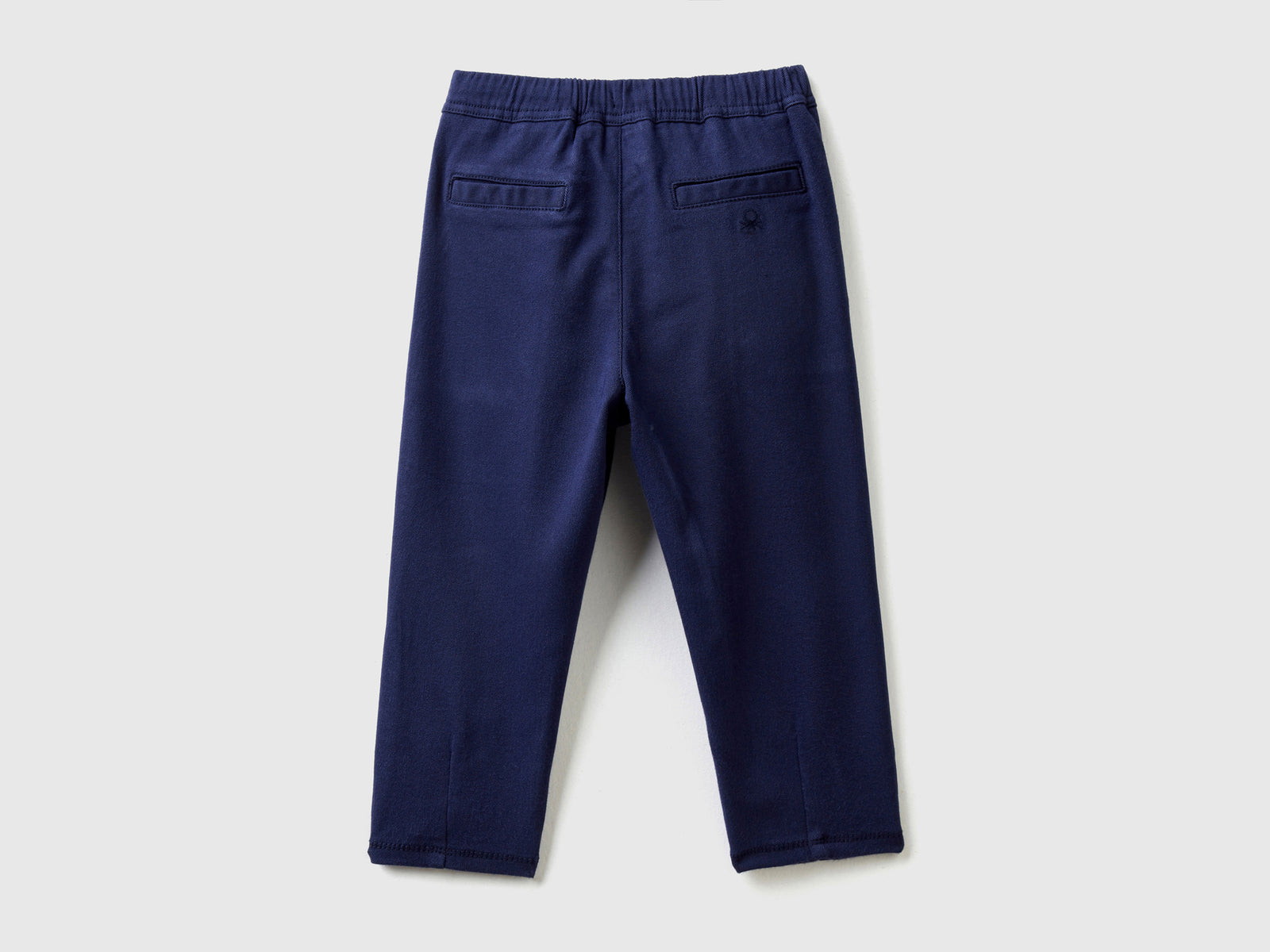 Joggers fluidi con maxi tasche da bimbo blu scuro 2 | Benetton Outlet