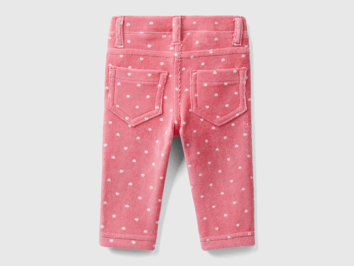 Pantaloni con stampa cuori in ciniglia