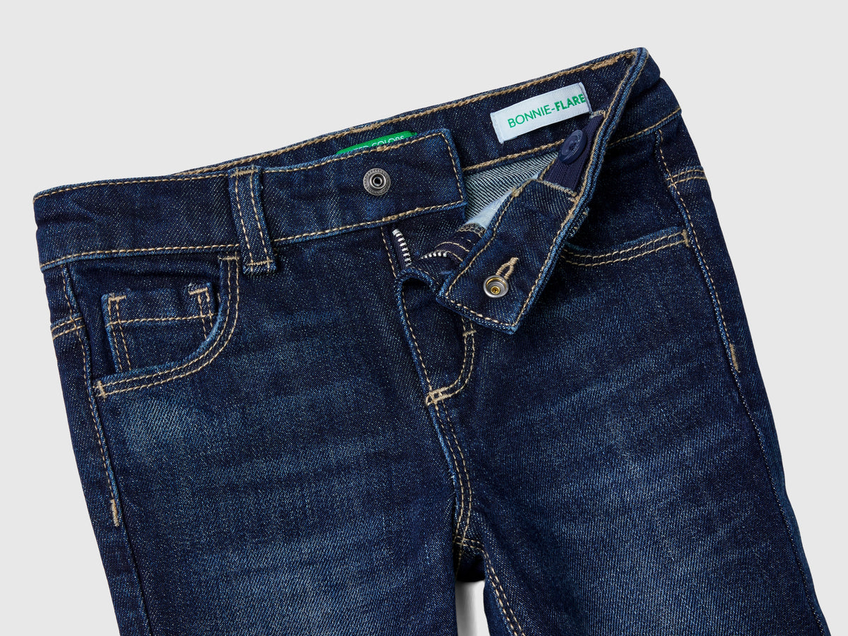 Jeans cinque tasche a zampa