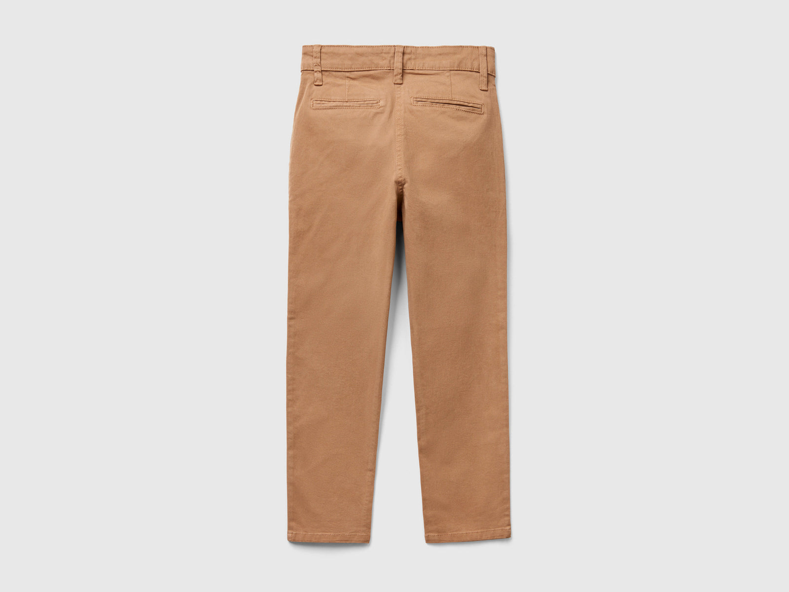 Slim fit chinos in stretch cotton da bambino beige 2 | Benetton Outlet