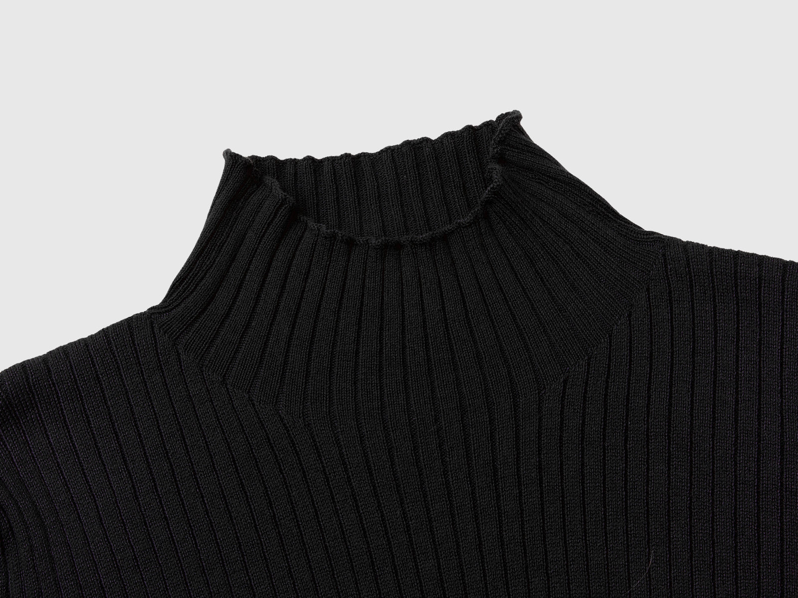 T-shirt lupetto in misto cotone da bambina nero 3 | Benetton Outlet