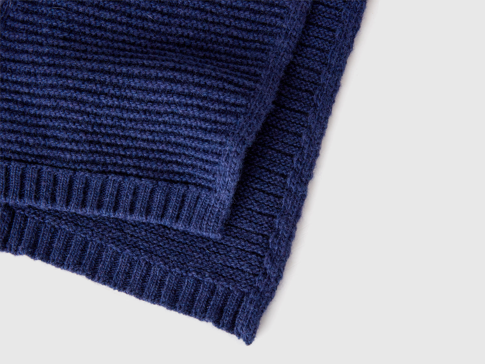 Sciarpa lavorata in misto lana stretch da bimbo blu scuro 3 | Benetton Outlet