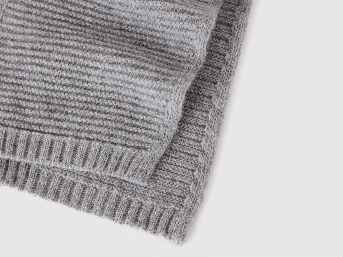 Stretch wool blend scarf
