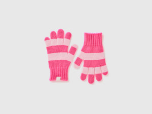 Striped knitted gloves
