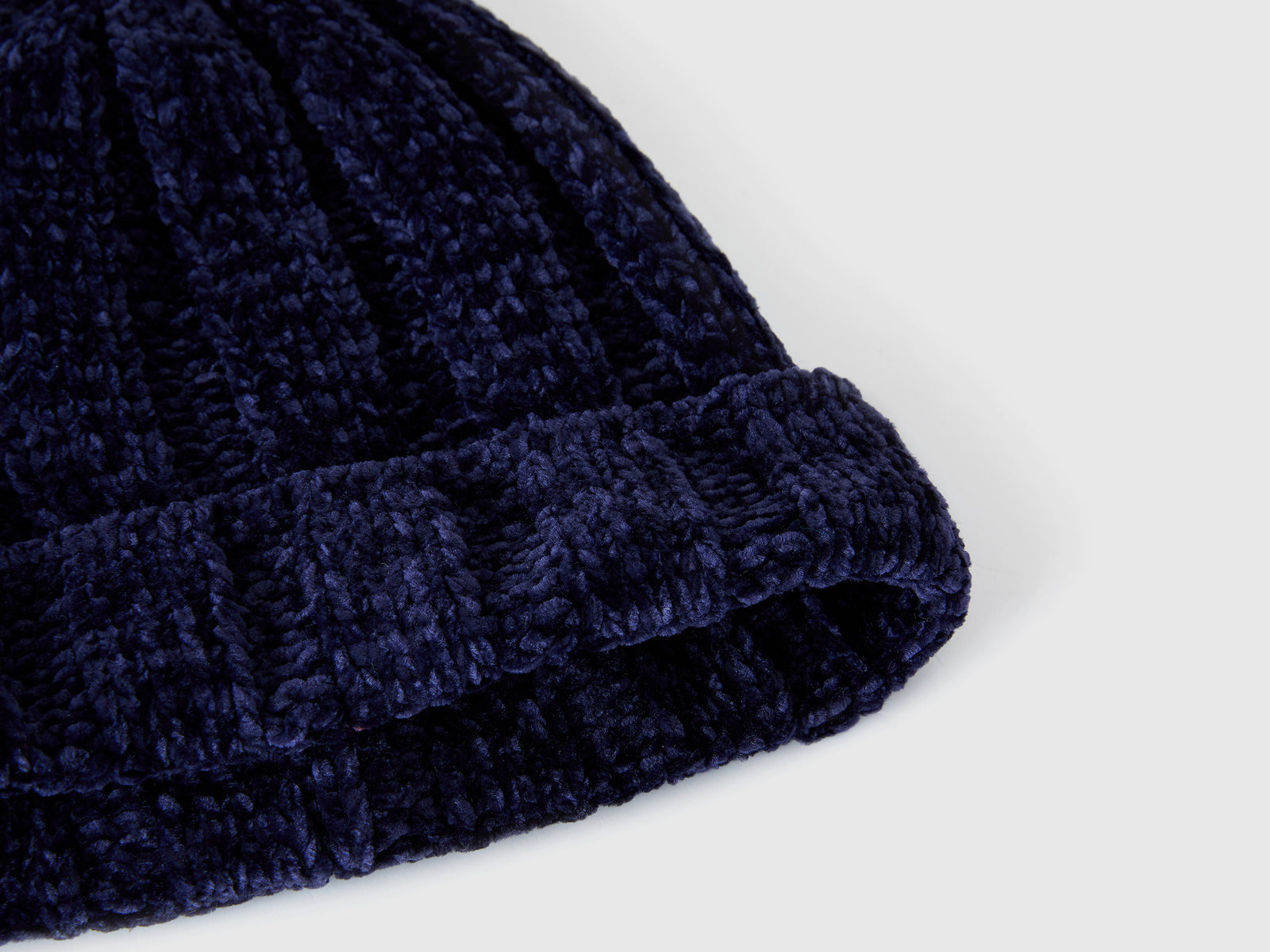 Berretto in ciniglia da bimbo blu scuro 3 | Benetton Outlet