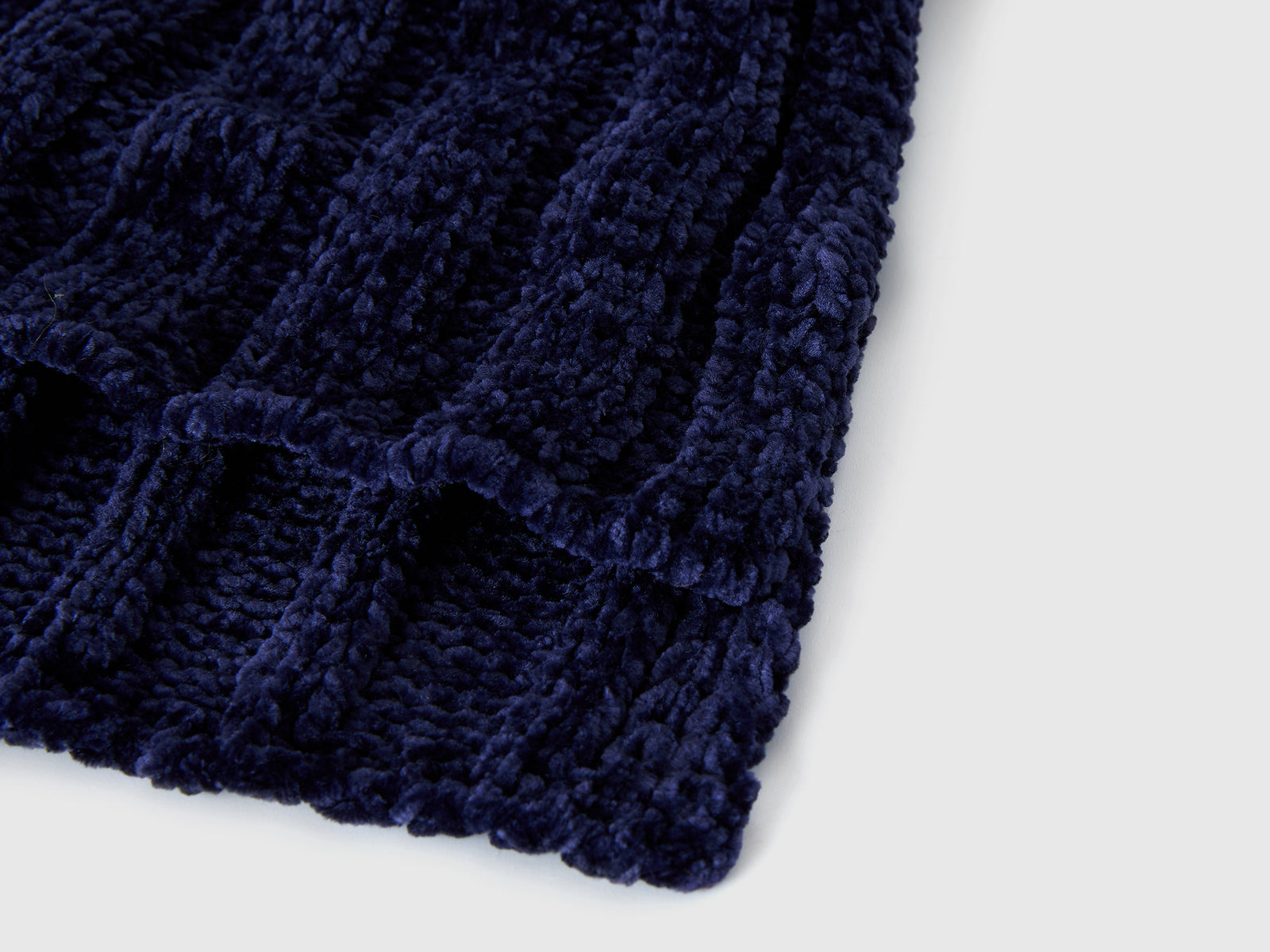 Sciarpa in ciniglia da bimbo blu scuro 3 | Benetton Outlet