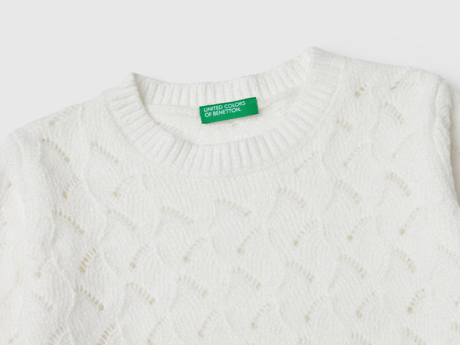 Maglioncino lavorato in ciniglia da bimba bianco 3 | Benetton Outlet