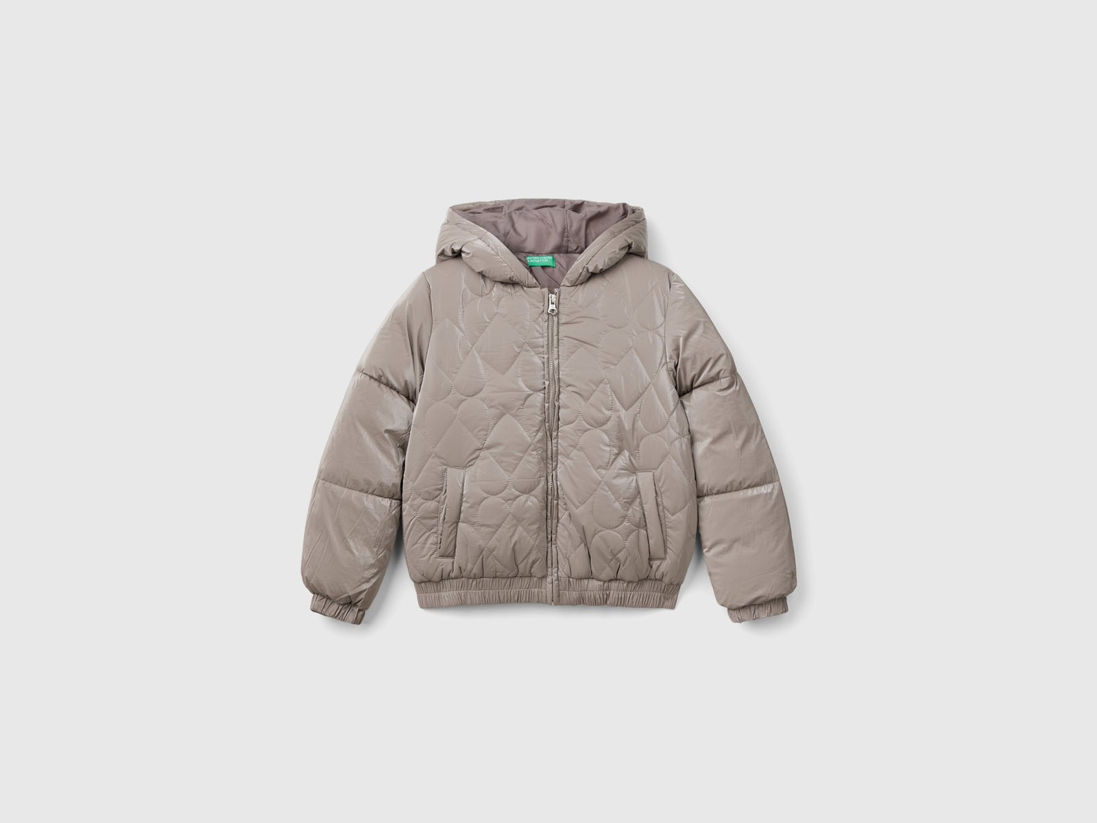 Giubbotto in nylon lucido da bambina tortora | Benetton Outlet