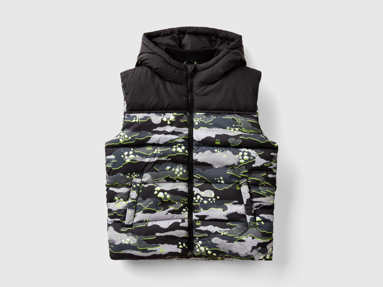 Gilet imbottito camouflage da bambino multi-color | Benetton Outlet