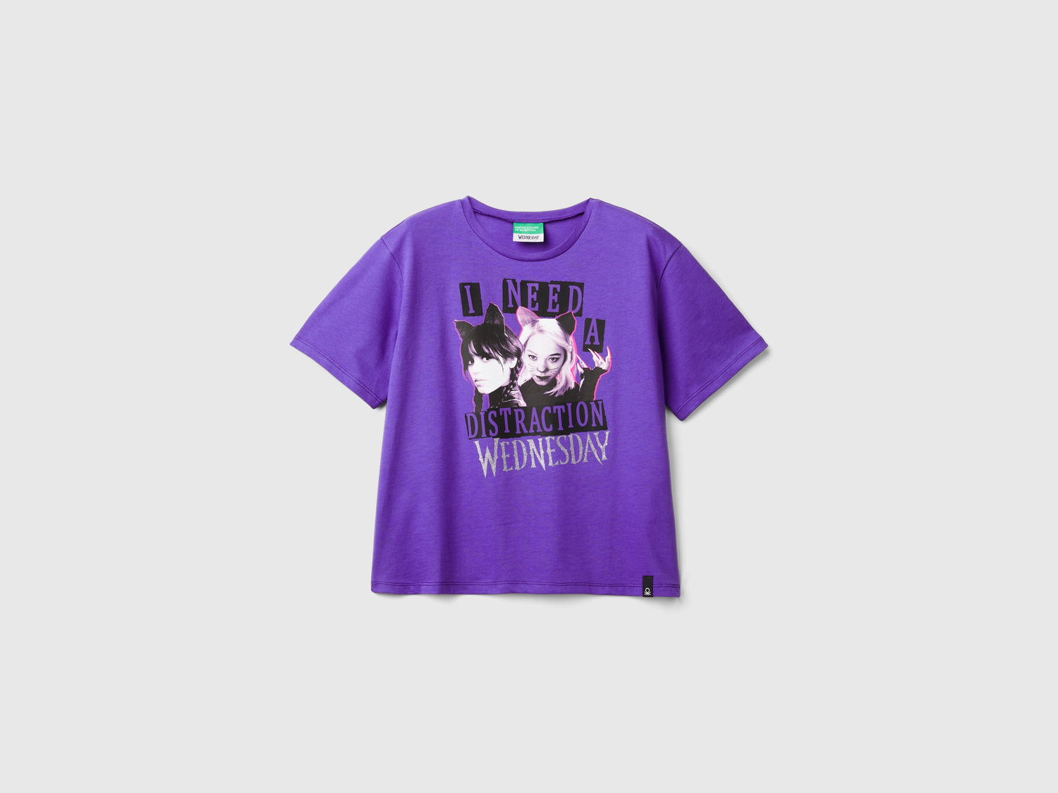 T-shirt Mercoledì Addams da bambina viola | Benetton Outlet