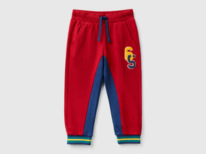Pantaloni in felpa con ricamo