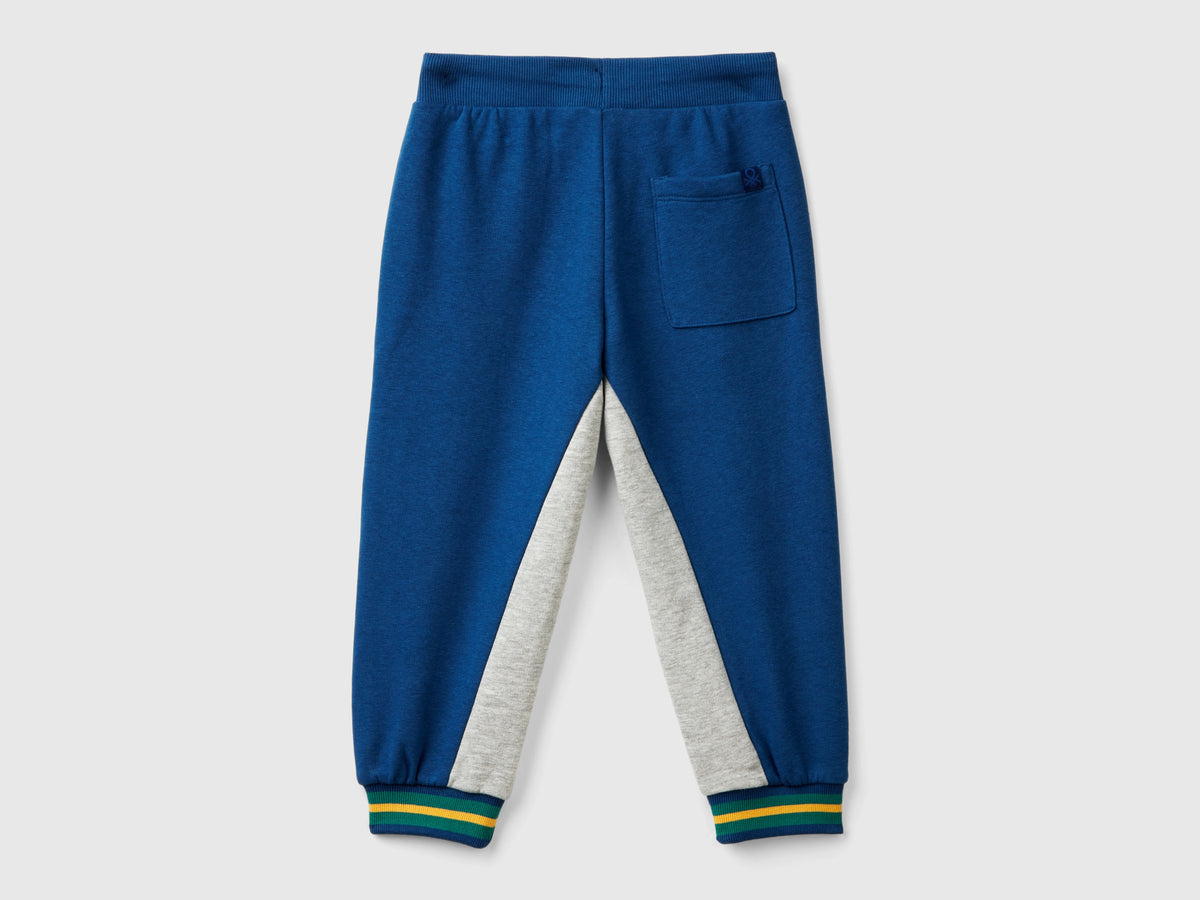 Pantaloni in felpa con ricamo