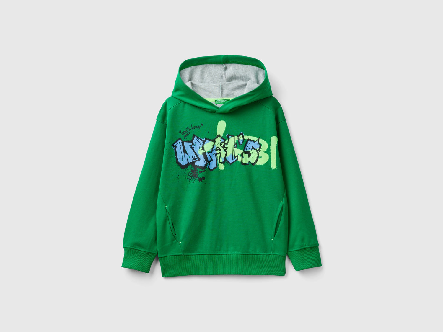 Felpa con stampa graffiti da bambino verde | Benetton Outlet