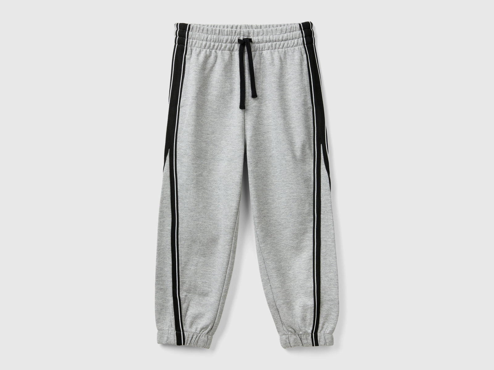 Pantaloni in misto cotone stretch da bambino grigio chiaro | Benetton Outlet