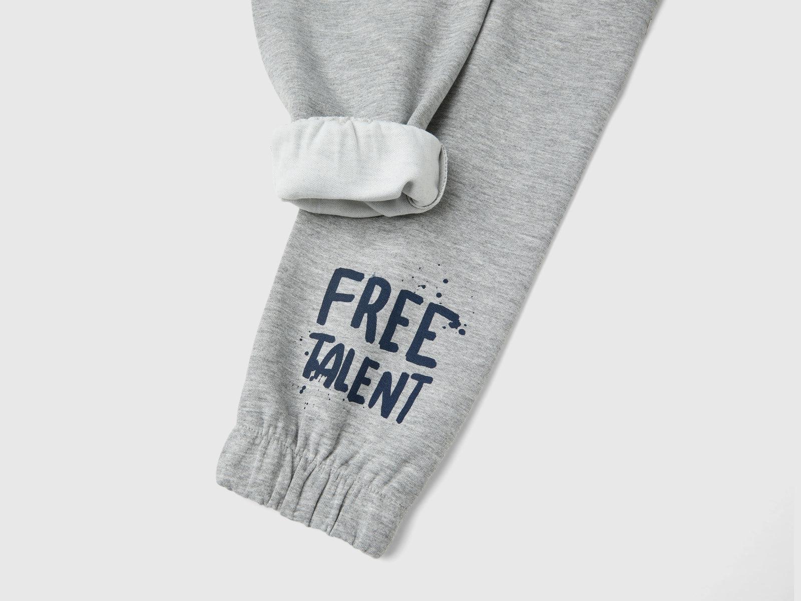 Pantaloni con stampa e coulisse da bimbo grigio 3 | Benetton Outlet
