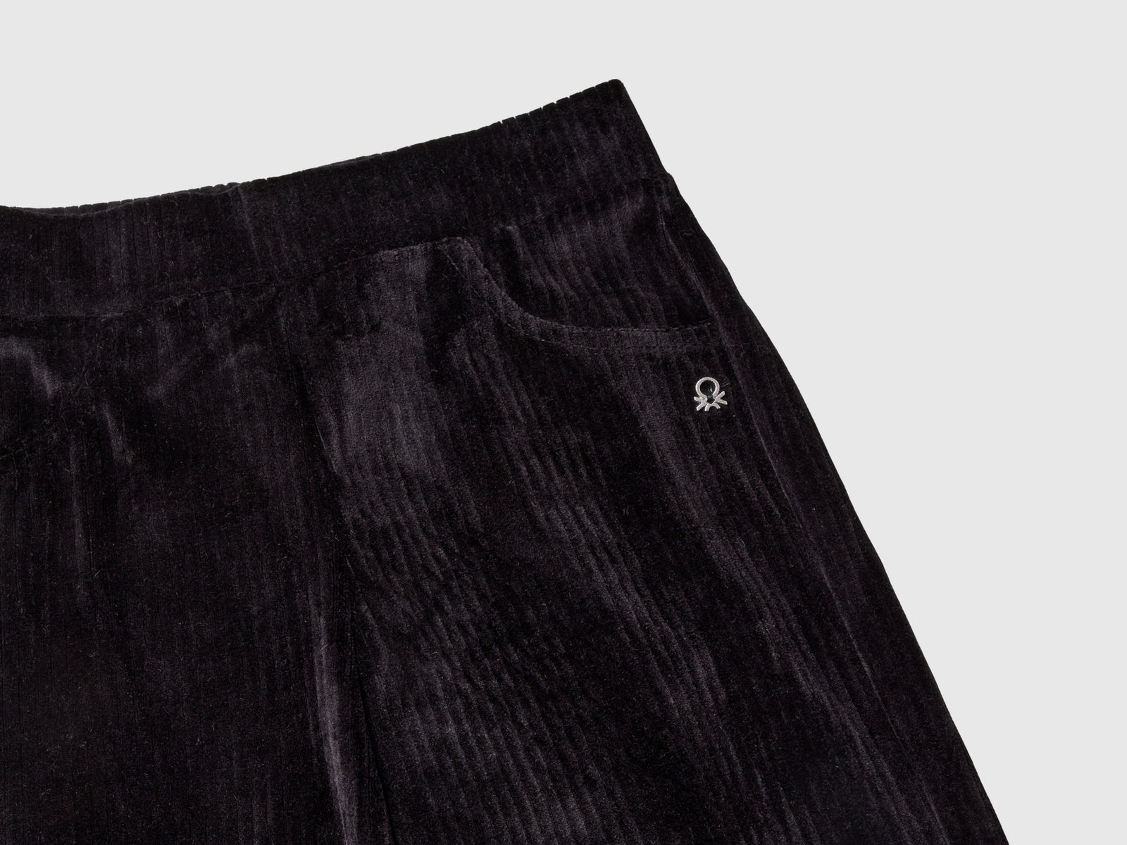 Pantaloni in ciniglia con gamba dritta da bambina nero 3 | Benetton Outlet