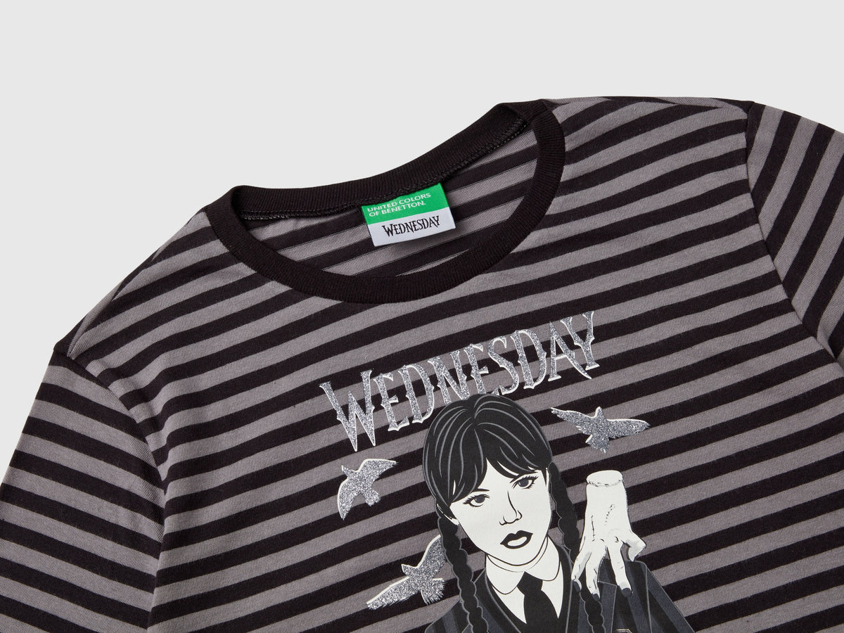 T-shirt Mercoledì Addams a righee e