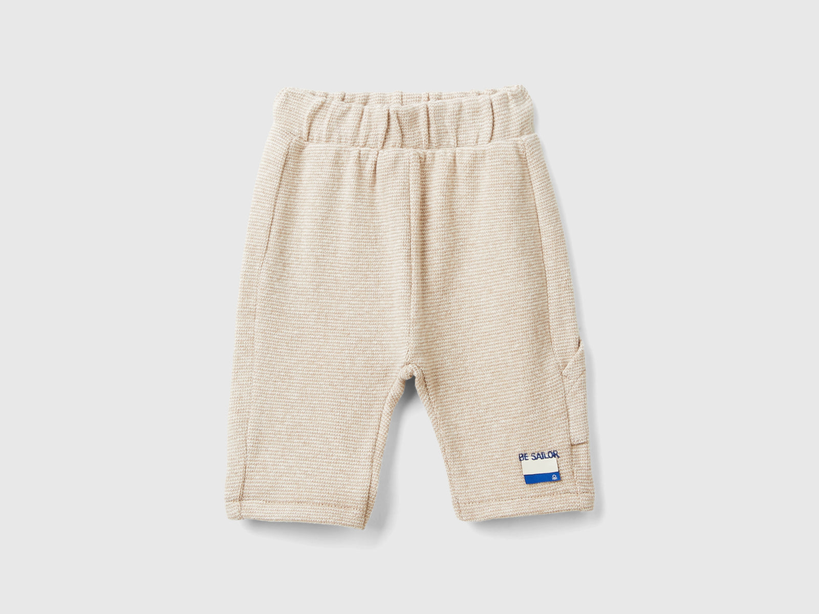 Pantaloni in misto cotone riciclato da neonato beige | Benetton Outlet