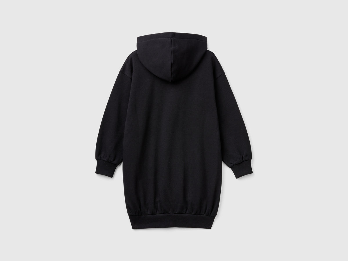 Vestito in felpa con cappuccio
