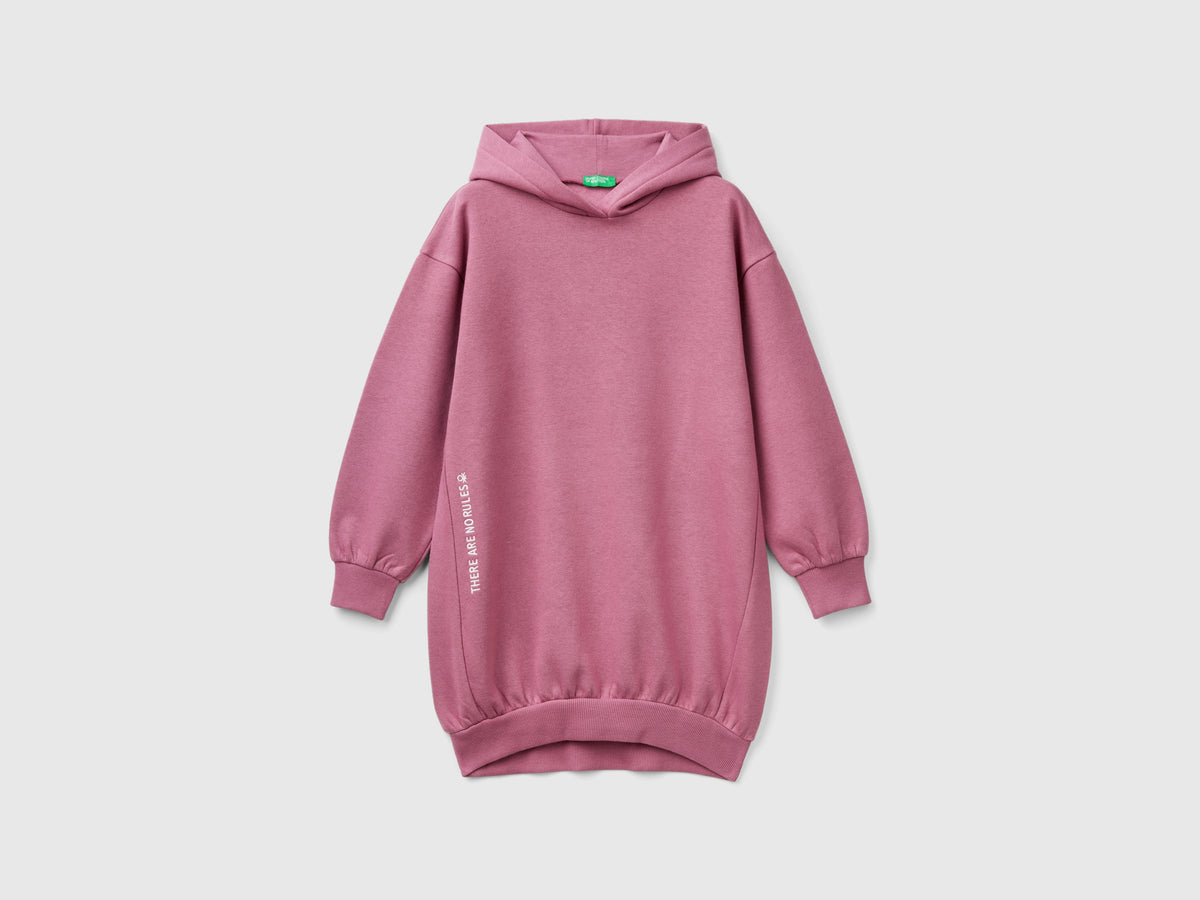 Vestito in felpa con cappuccio