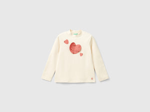 T-shirt lupetto con patch cuori