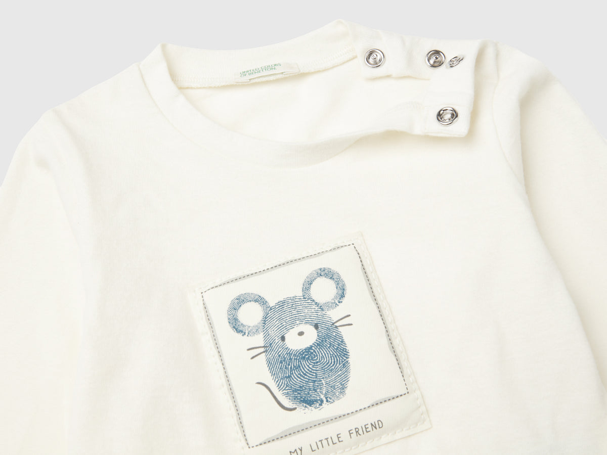 T-shirt con patch animaletto
