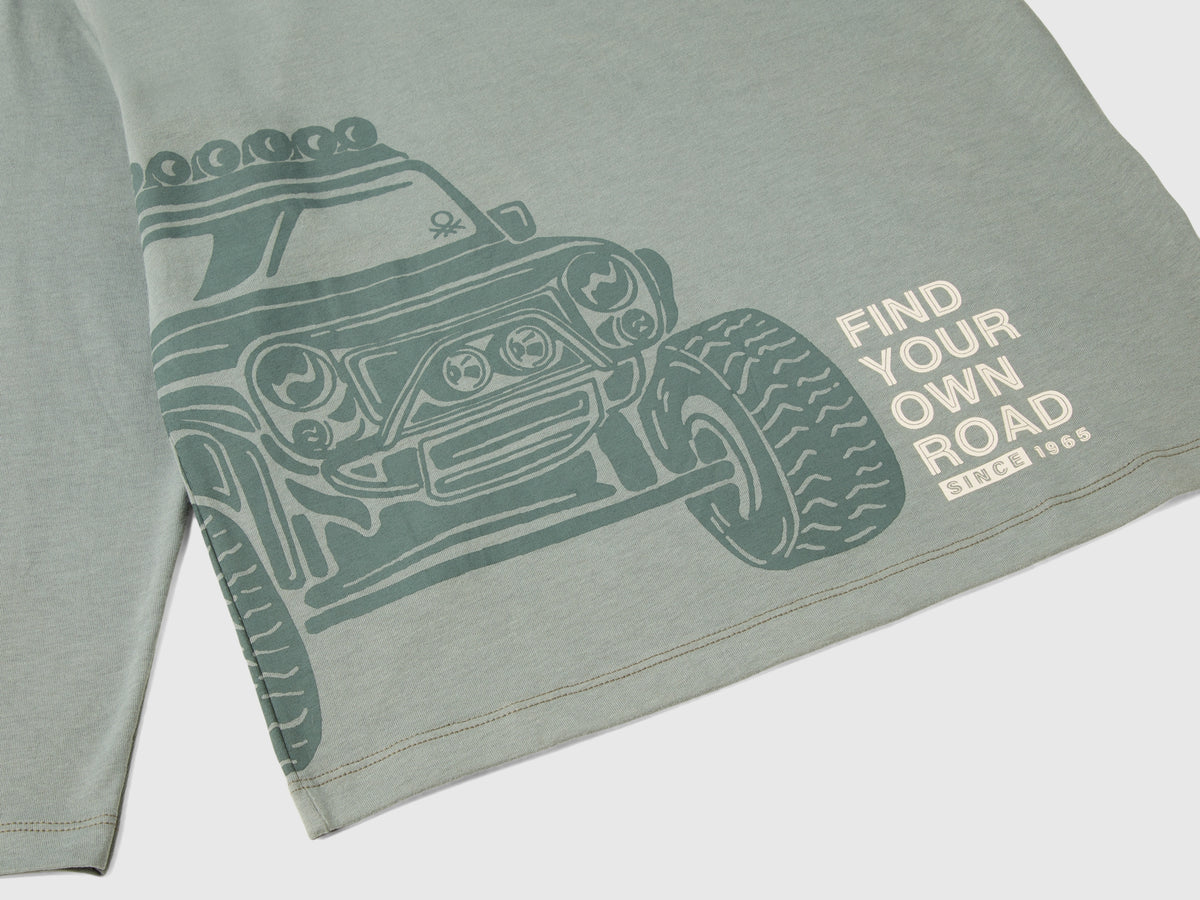 T-shirt in caldo cotone con stampa davanti e dietro