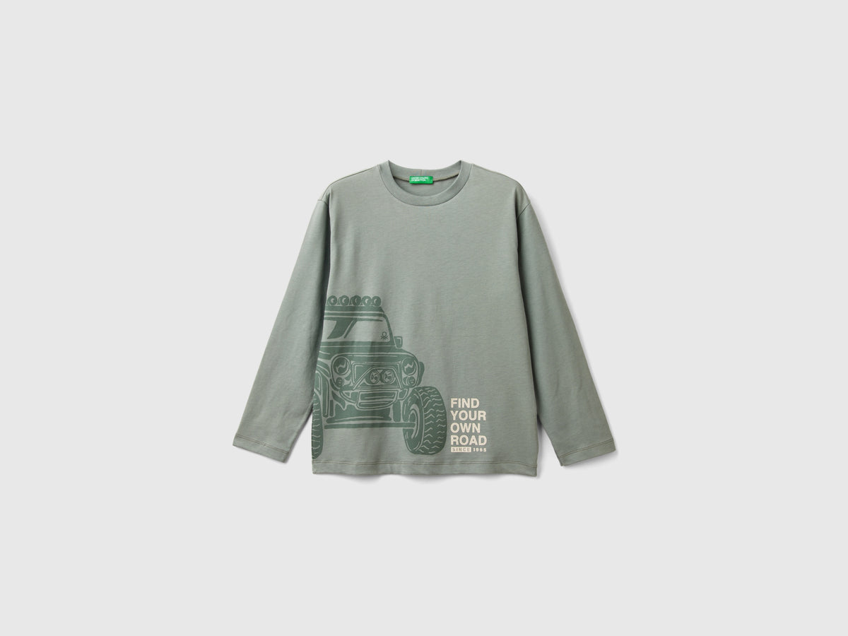 T-shirt in caldo cotone con stampa davanti e dietro