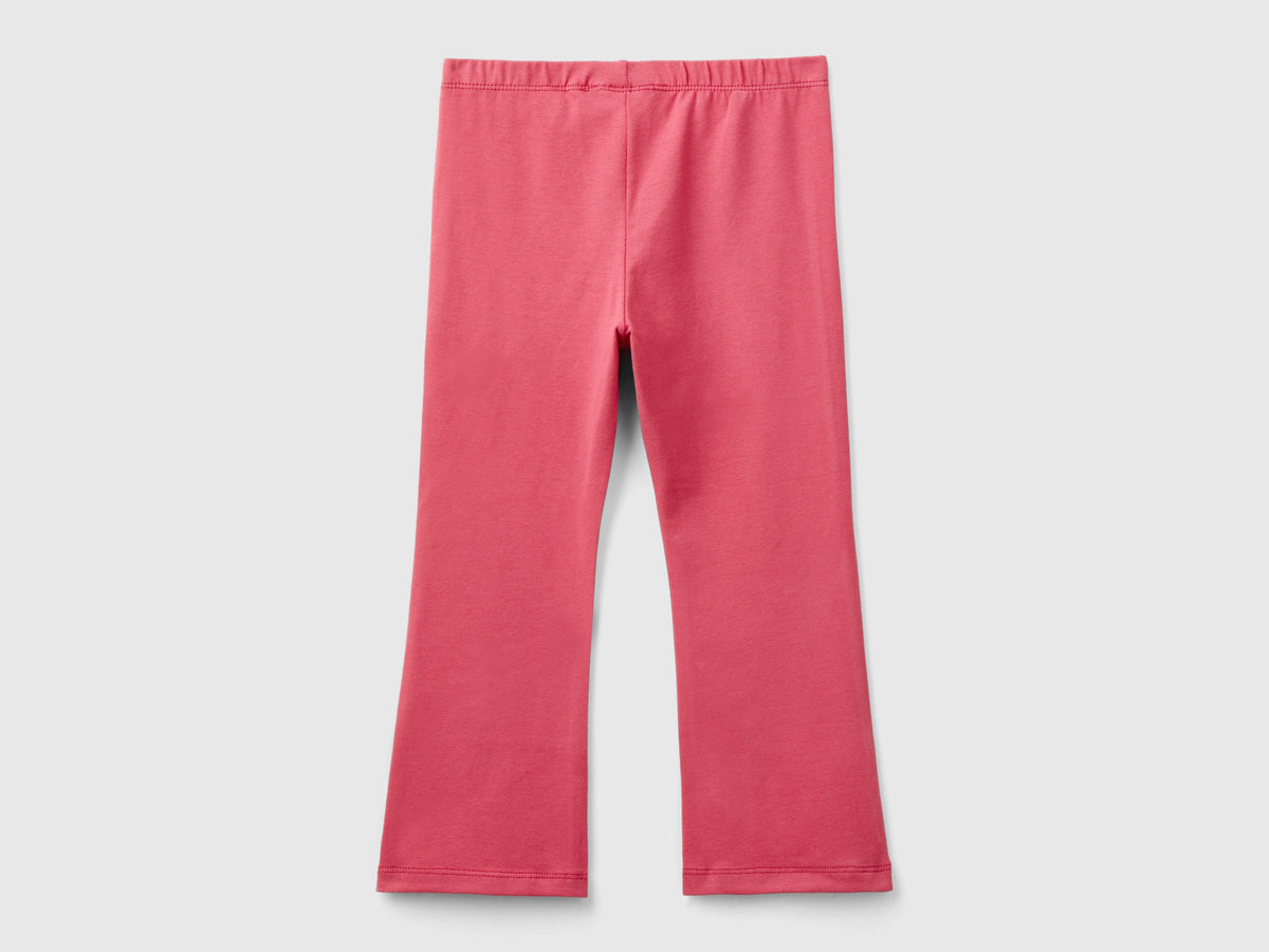 Leggings acampanados de algodón elástico